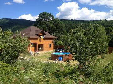 Фото номера Дом с 3 спальнями Гостевой дом Guest House Pid Dubom Карпати Під Дубом г. Сколе 11